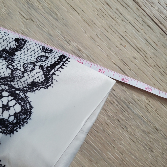 The Limited Scandal Collection Ivory Jacket Rare EUC - Picture 5 of 8